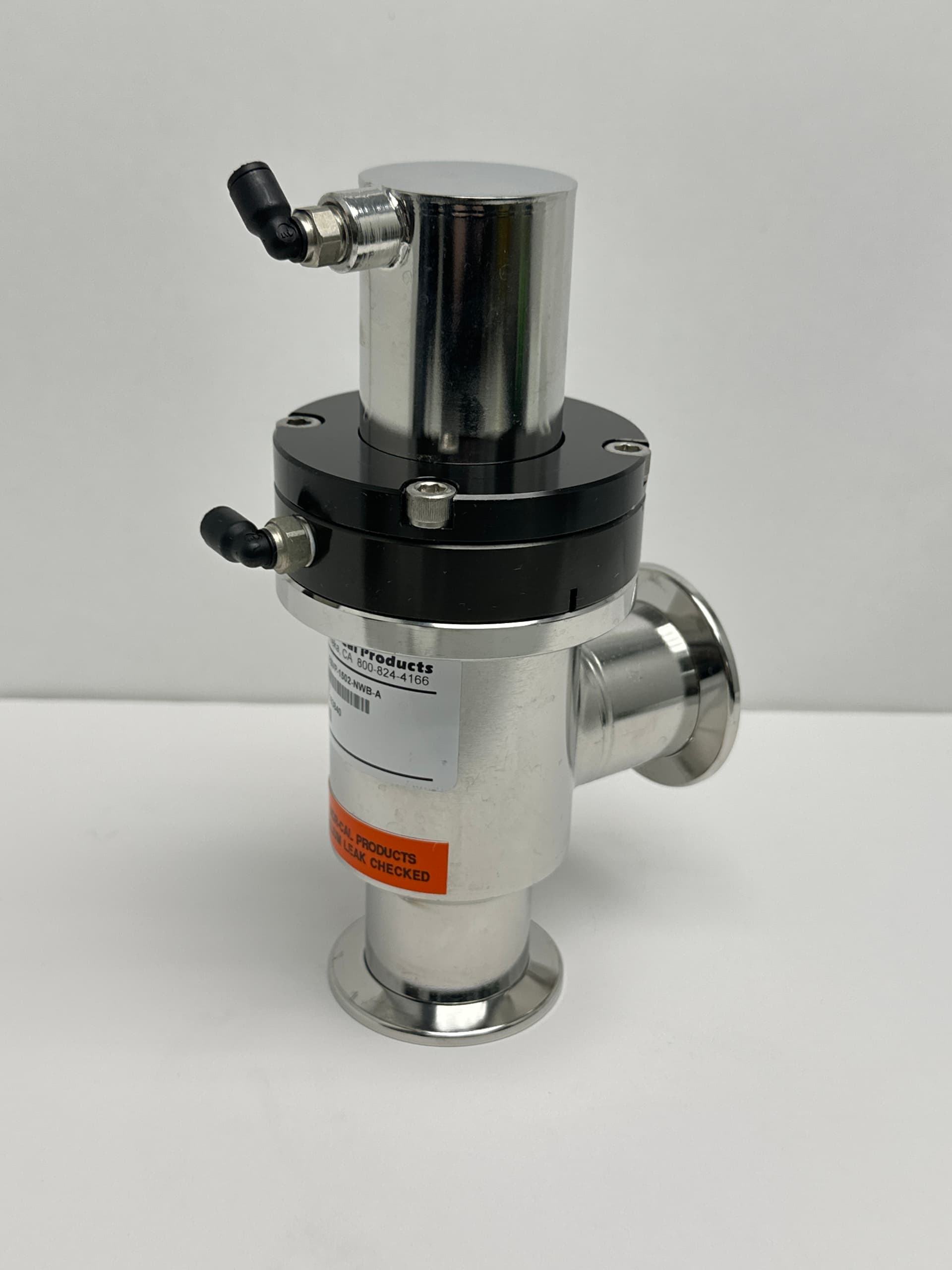 Nor-Cal Products ESVP-1502-NWB-A Pneumatic Angle Valve, 1-1/2 in NW-40B, DA